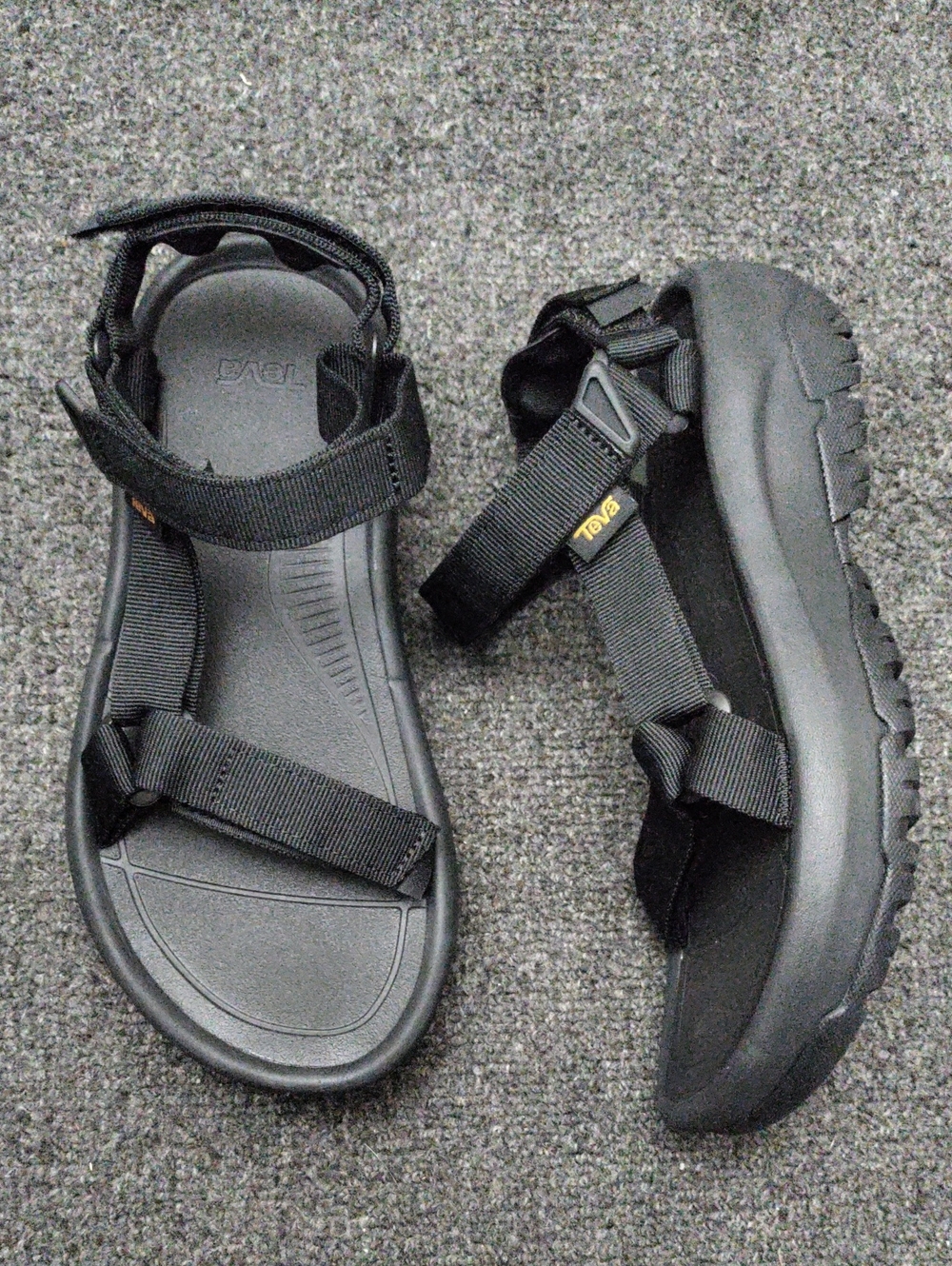 Teva Original Universal Women's Black Sandals US 8 Like New
